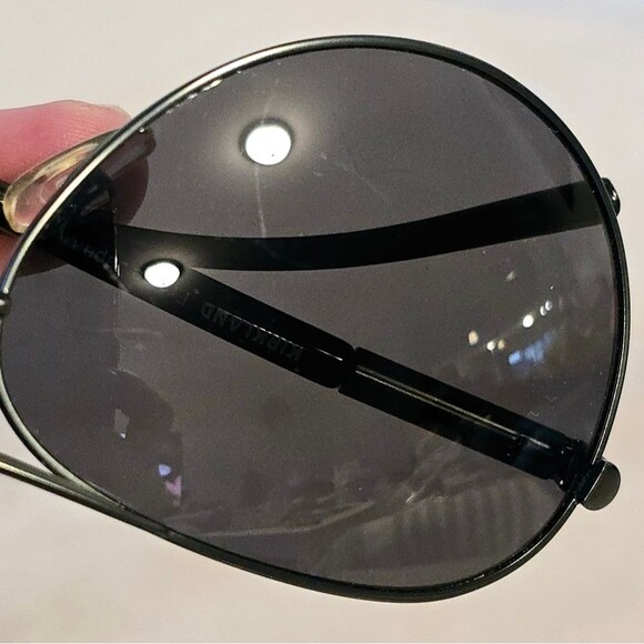 Kirkland Signature M28 Polarized Metal Aviator Sunglasses Gunmetal Grey Unisex - Picture 8 of 8